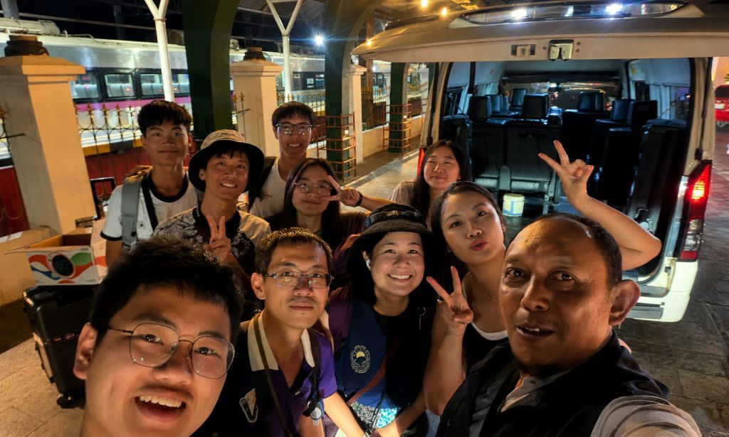 Rent a car with a driver in Jogja
